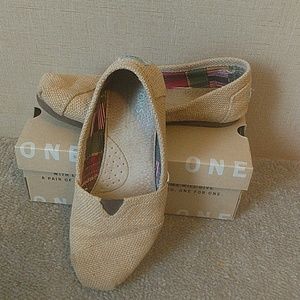 Womens burlap Tom's
